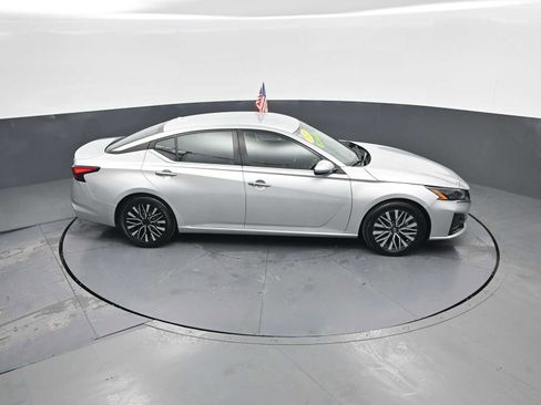 Used 2023 Nissan Altima 2.5 SV image 35
