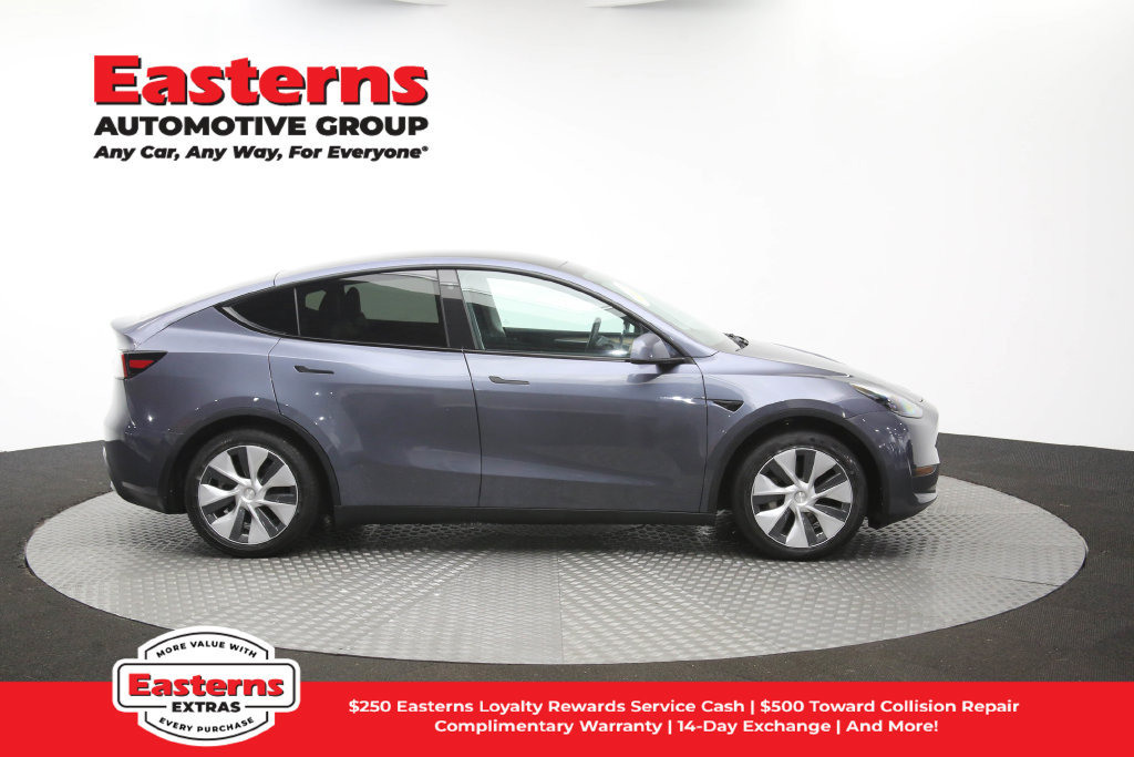 Used 2023 Tesla Model Y Long Range AWD/4WD image 42