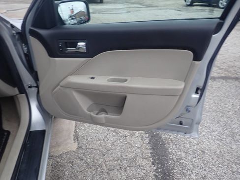 Used 2009 Ford Fusion S image 23