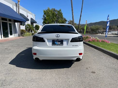 Used 2013 Lexus IS 250 w/ Premium Pkg Value Edition RWD image 6