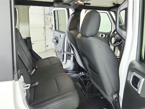 Used 2020 Jeep Wrangler Unlimited Sport AWD/4WD image 19