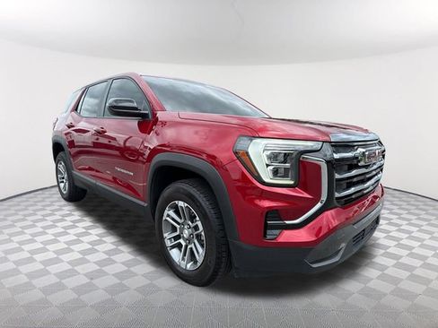 Used 2025 GMC Terrain Elevation AWD/4WD image 3