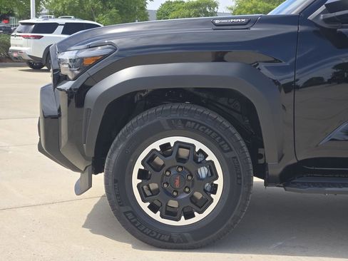 New 2026 Toyota 4Runner TRD Off-Road Premium AWD/4WD image 5