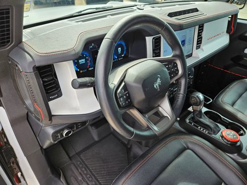 Used 2025 Ford Bronco Stroppe Edition AWD/4WD image 13