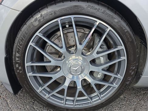 Used 2017 Mercedes-Benz AMG GT Coupe image 32