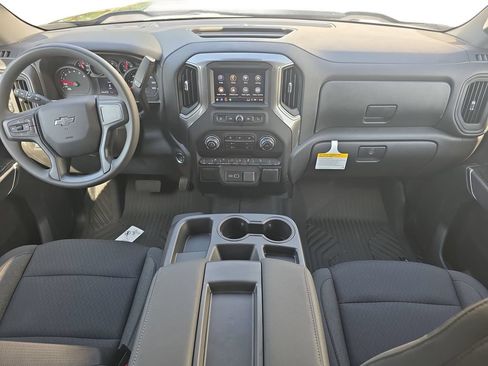New 2026 Chevrolet Silverado 1500 Custom Trail Boss w/ Midnight Edition AWD/4WD image 9