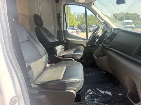 Used 2023 Ford Transit 250 Medium Roof RWD image 19