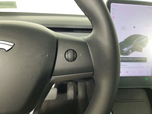 Used 2019 Tesla Model 3 Standard Range Plus image 21
