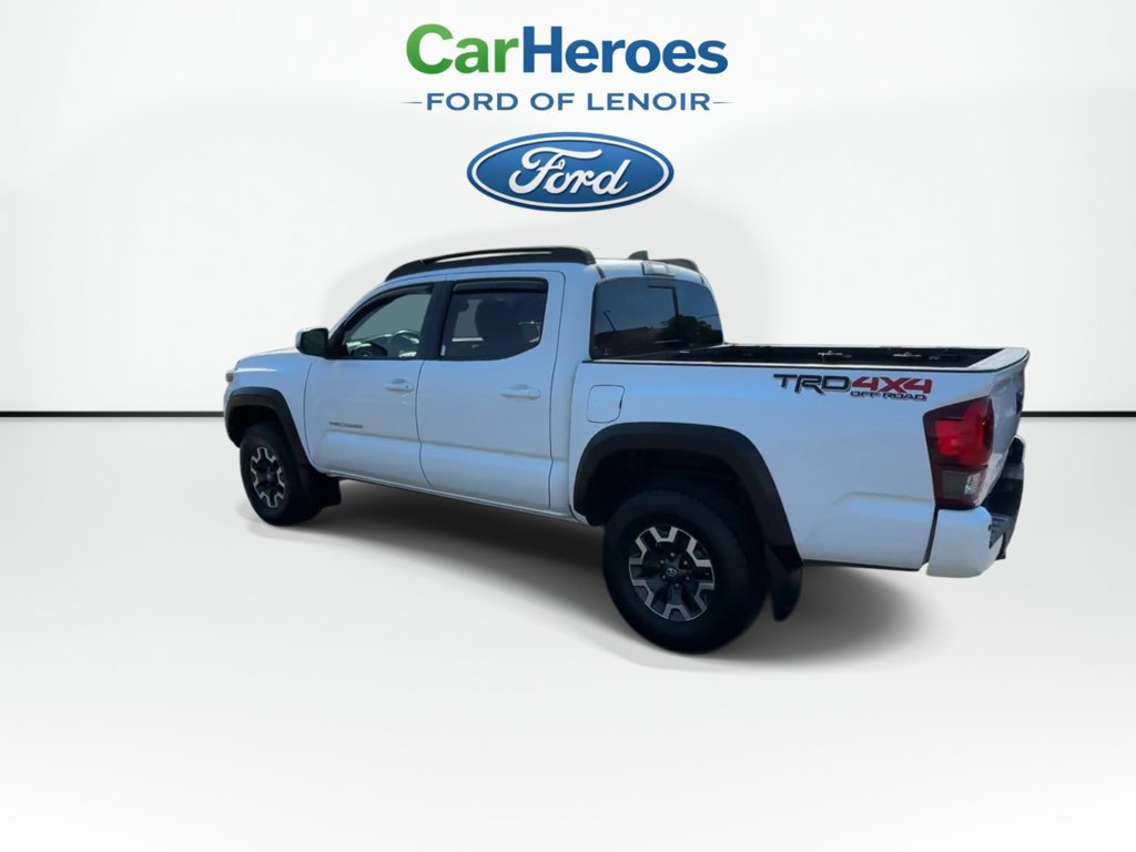 Used 2018 Toyota Tacoma TRD Off-Road w/ Technology Package AWD/4WD image 6