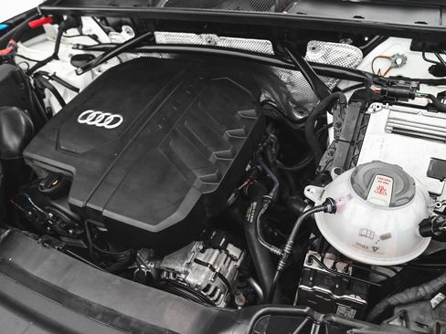 Used 2023 Audi Q5 2.0T Premium w/ Convenience Package AWD/4WD image 35