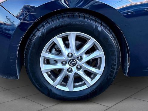 Used 2016 MAZDA MAZDA3 i Sport w/ Preferred Equipment Package image 10