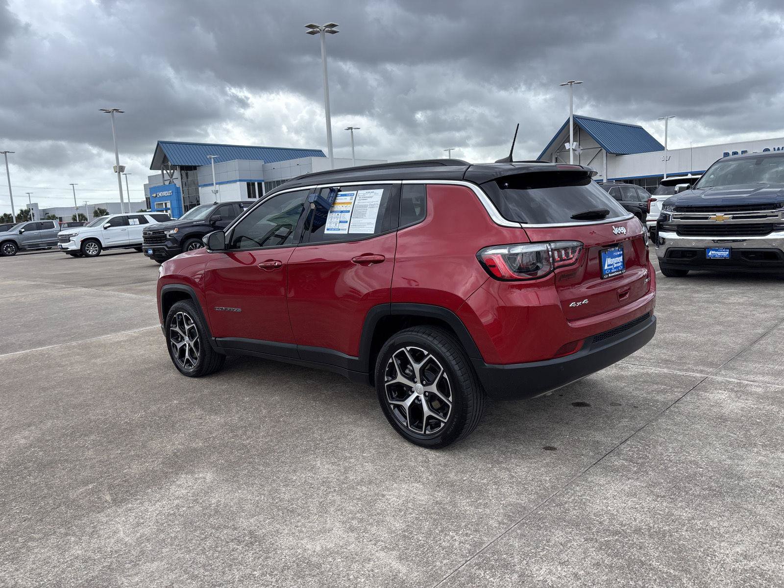 Used 2024 Jeep Compass Limited AWD/4WD image 21