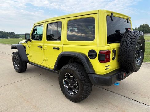 Used 2023 Jeep Wrangler Unlimited Rubicon 4xe w/ Steel Bumper Group AWD/4WD image 4