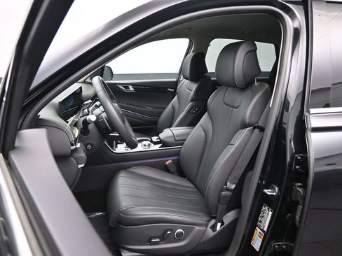 Used 2026 Genesis GV80 2.5T AWD/4WD image 24