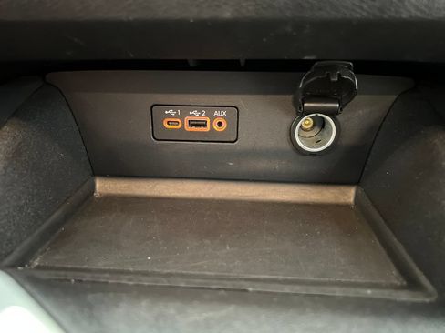 Used 2025 Nissan Altima 2.5 SV FWD image 49