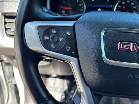 Used 2024 GMC Terrain SLT AWD/4WD image 27