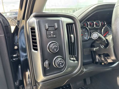 Used 2017 Chevrolet Silverado 1500 LTZ Z71 w/ LTZ Plus Package AWD/4WD image 20