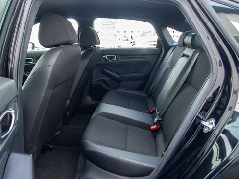 Used 2025 Honda Civic Sport image 26