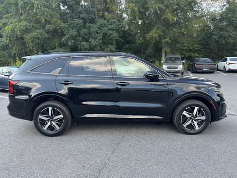 Used 2021 Kia Sorento EX FWD image 4