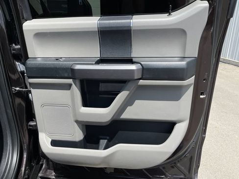 Used 2019 Ford F150 XLT w/ Trailer Tow Package AWD/4WD image 32