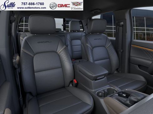 New 2026 GMC Canyon Denali image 16