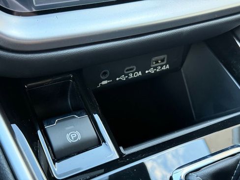 New 2025 Subaru Outback Premium image 17