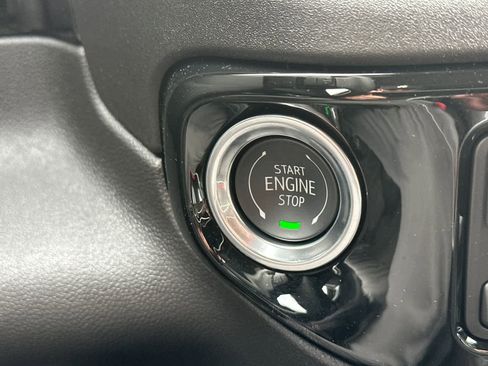 New 2026 GMC Sierra 1500 Elevation image 21