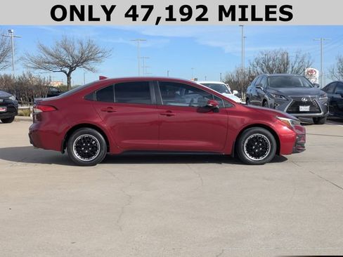 Used 2024 Toyota Corolla SE image 4