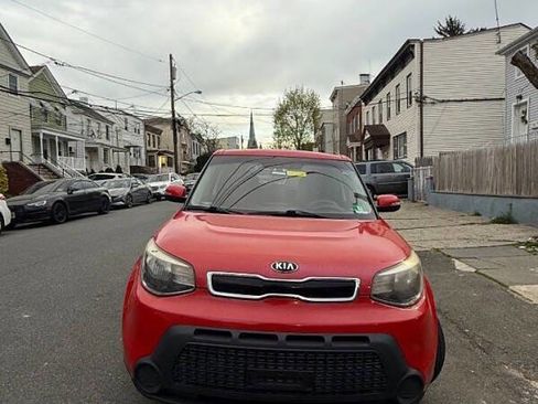 Used 2014 Kia Soul + w/ UVO w/Eservices Package FWD image 2