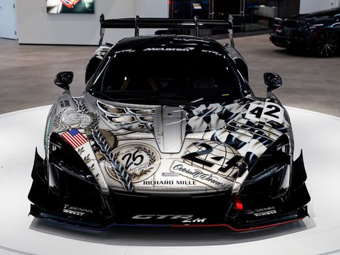 Used 2020 McLaren Senna RWD image 48