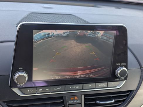 Used 2023 Nissan Altima 2.5 SV image 19