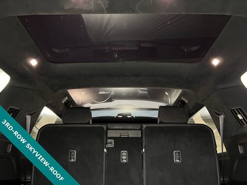 Used 2024 Rivian R1S Adventure image 19