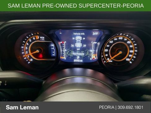 Used 2024 Jeep Gladiator Sport AWD/4WD image 12