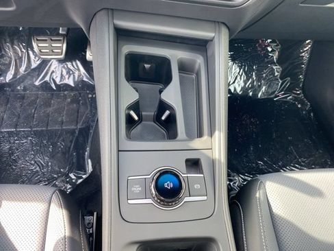 New 2026 Volkswagen Tiguan SE R-Line AWD/4WD image 38
