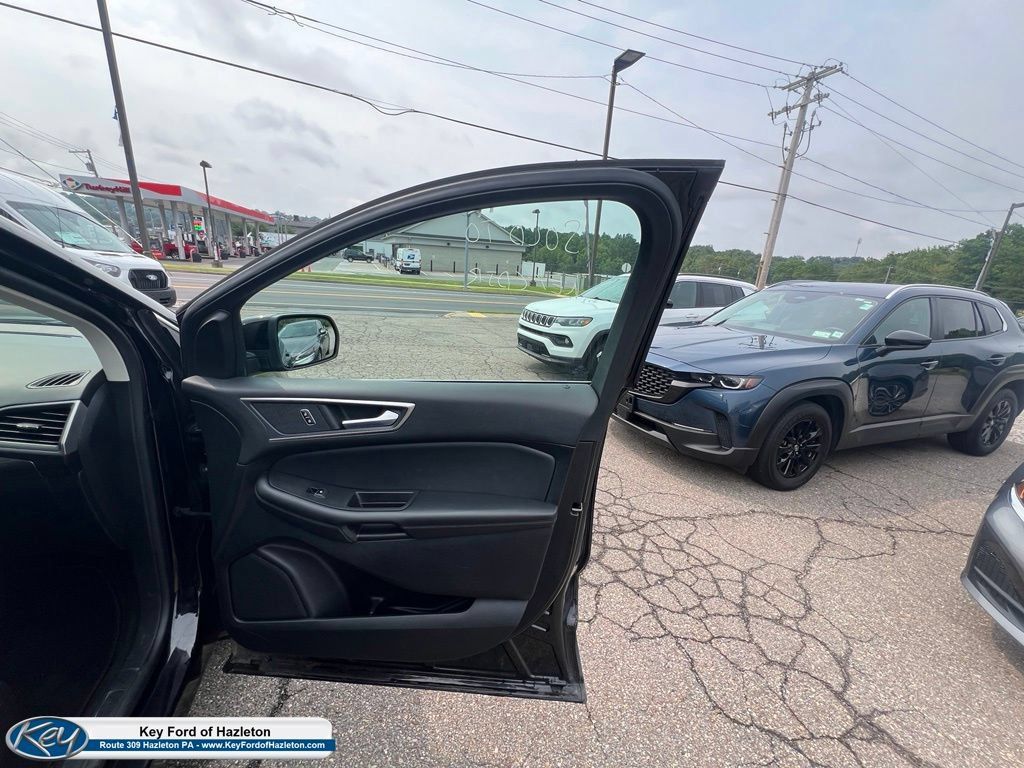 Used 2024 Ford Edge SEL AWD/4WD image 23