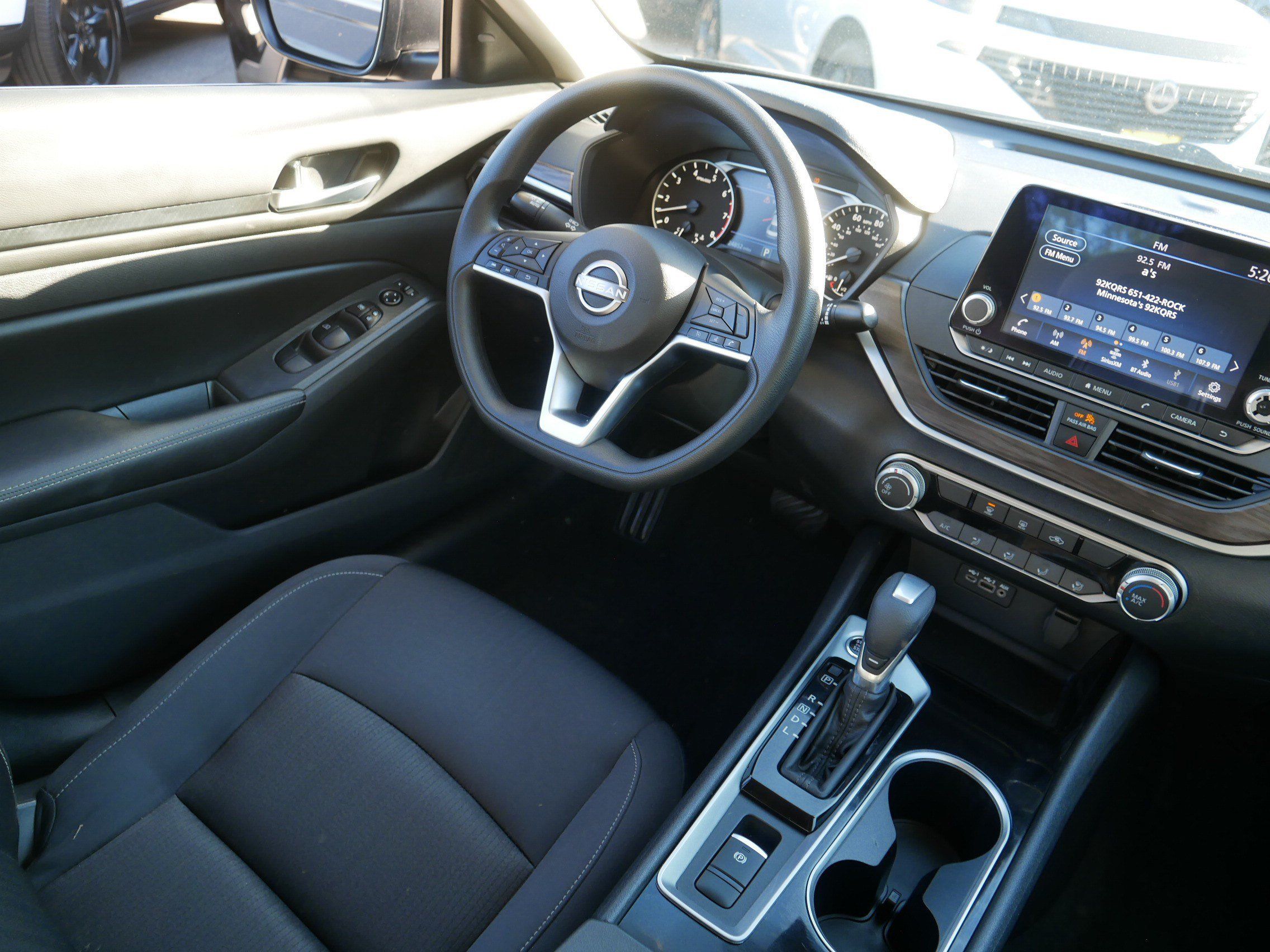 Certified 2024 Nissan Altima 2.5 SV AWD/4WD image 9