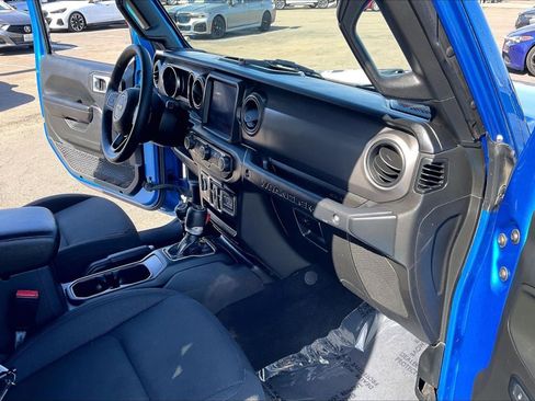 Used 2021 Jeep Wrangler Unlimited Sport w/ Sun And Sound Package image 13