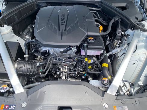 New 2026 Genesis G70 2.5T RWD image 10