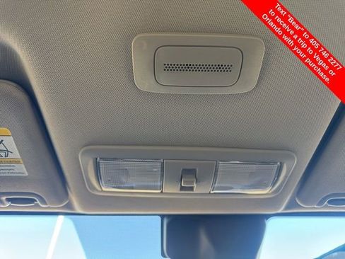 Used 2022 Nissan Frontier SV image 29