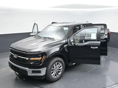 New 2025 Ford F150 XLT w/ Equipment Group 302A MID RWD image 52