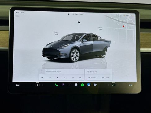 Used 2023 Tesla Model Y Long Range image 15