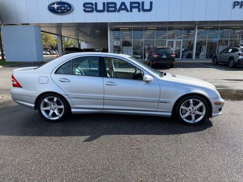Used 2007 Mercedes-Benz C 230 Sedan image 2