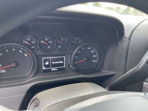 Used 2022 Chevrolet Silverado 1500 Custom AWD/4WD image 2