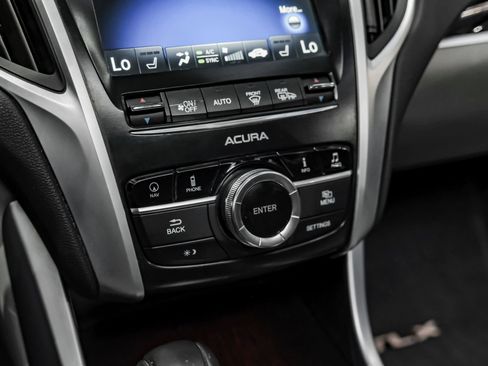 Used 2015 Acura TLX w/ Technology Package FWD image 26