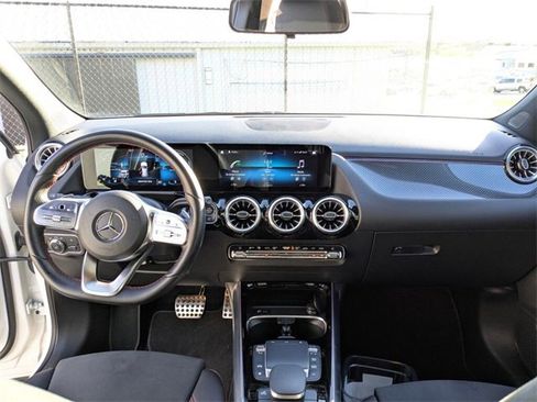 Used 2022 Mercedes-Benz GLA 35 AMG 4MATIC image 14