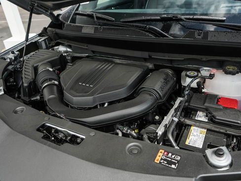 New 2026 Buick Enclave Sport Touring w/ Power Package AWD/4WD image 7