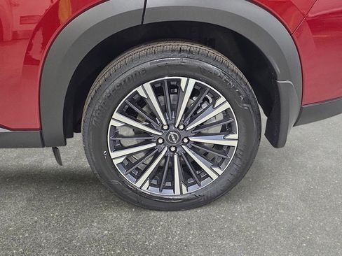 New 2026 Nissan Pathfinder Platinum w/ Cargo Package image 32