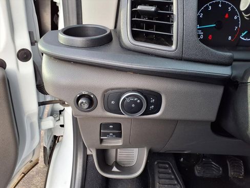 Used 2023 Ford Transit 350 XLT image 23