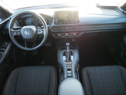 Used 2024 Honda HR-V Sport image 10