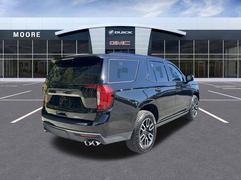 Used 2023 GMC Yukon AT4 w/ Technology Package image 3